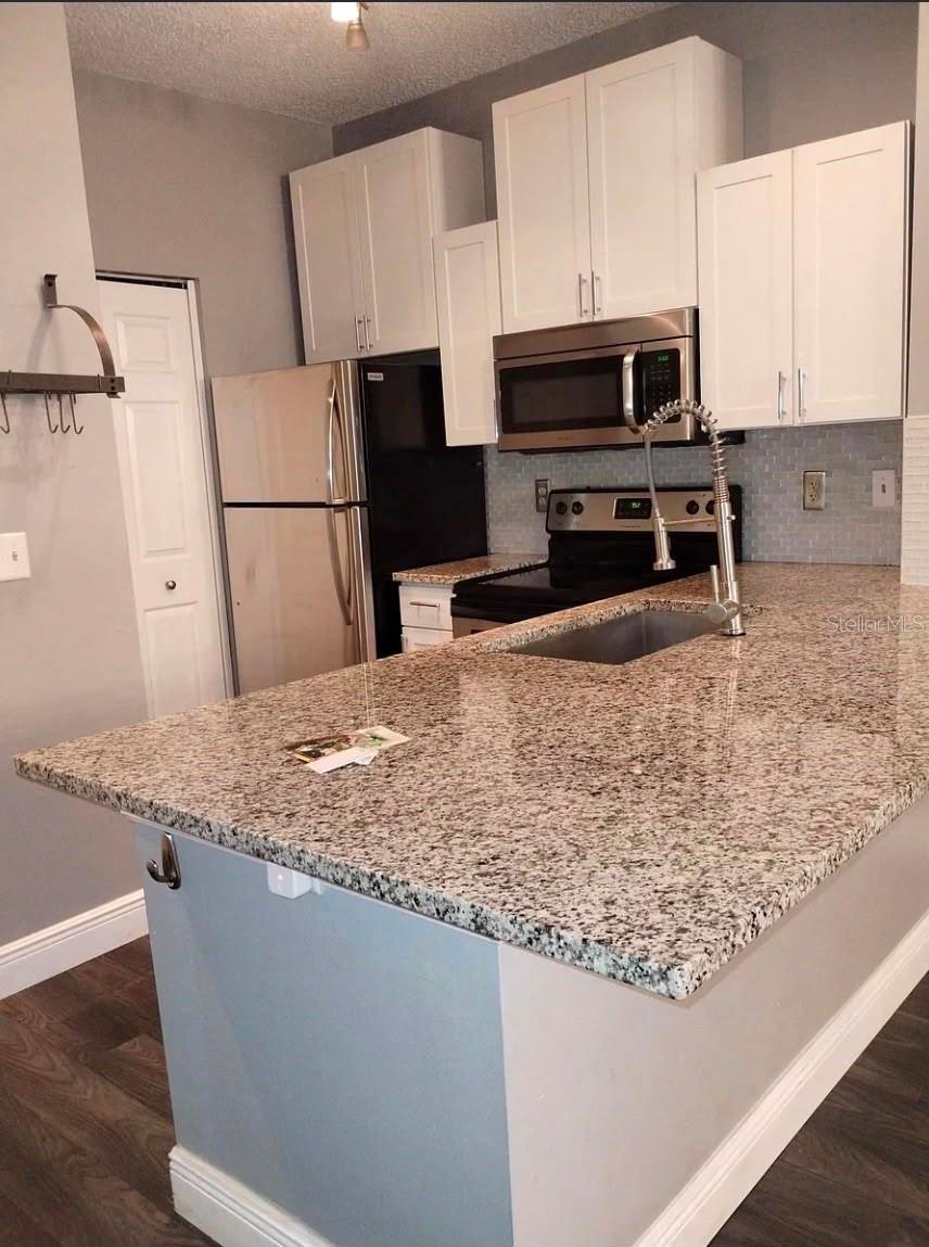 THE LANDINGS OF TAMPA A CONDOM - Residential