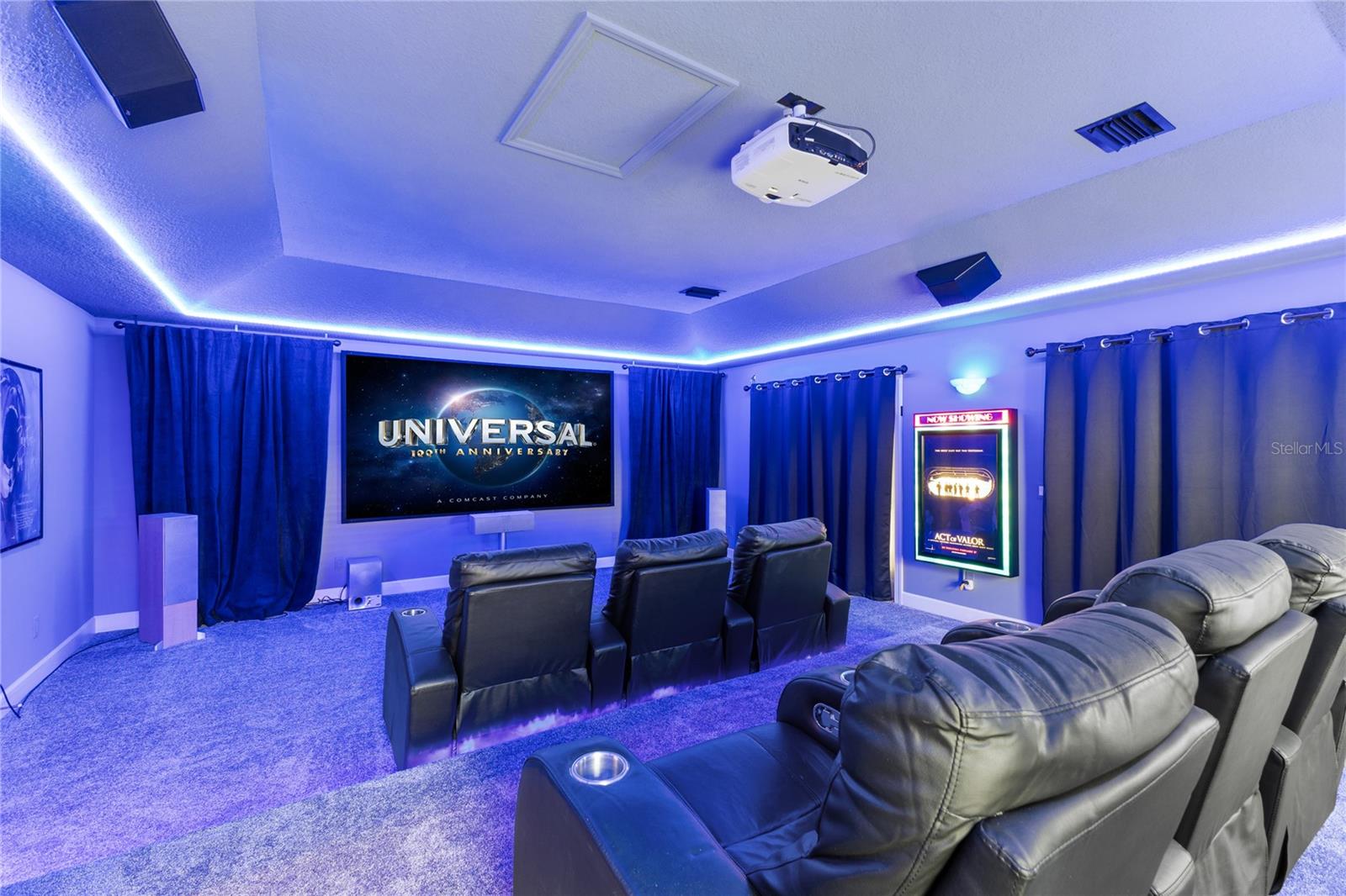 SYMPHONY ISLES UNIT THREE - Residential