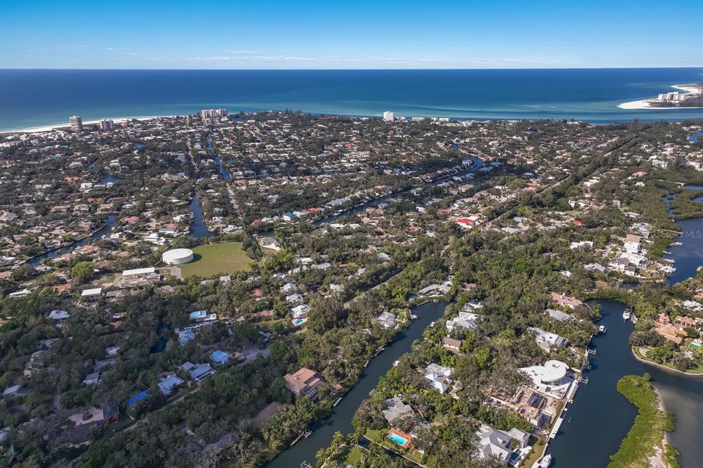 HIDDEN HARBOR - Residential