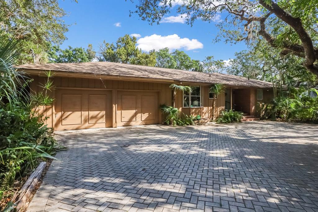 HIDDEN HARBOR - Residential