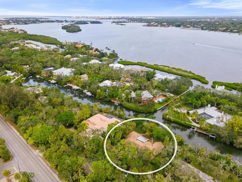 HIDDEN HARBOR - Residential