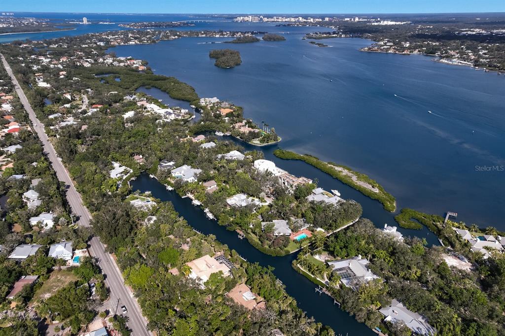 HIDDEN HARBOR - Residential