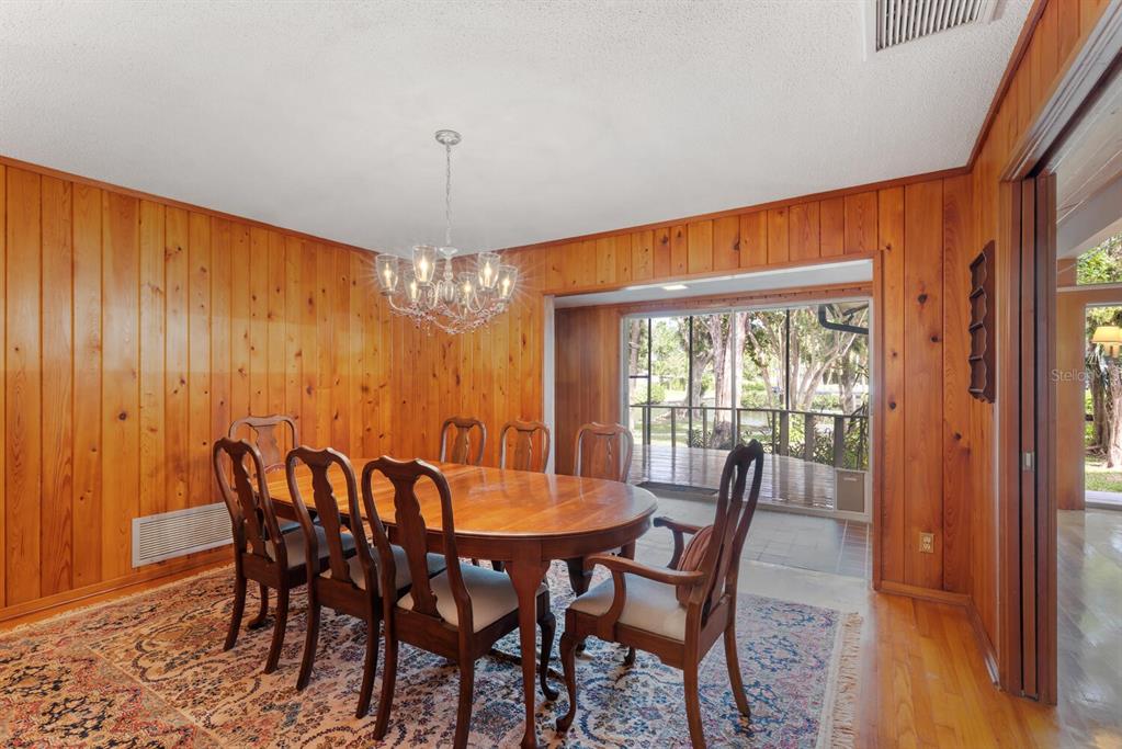 HIDDEN HARBOR - Residential