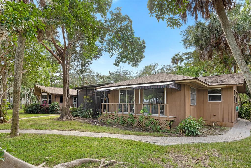 HIDDEN HARBOR - Residential