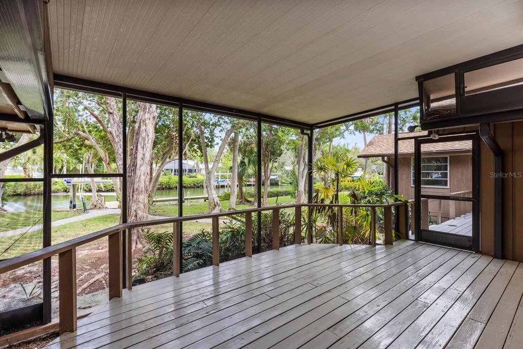 HIDDEN HARBOR - Residential