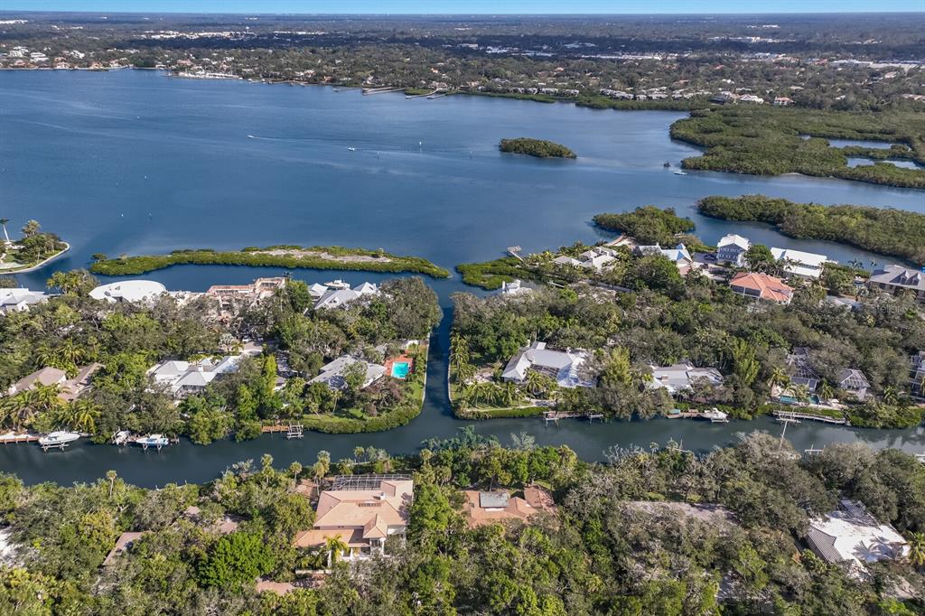 HIDDEN HARBOR - Residential