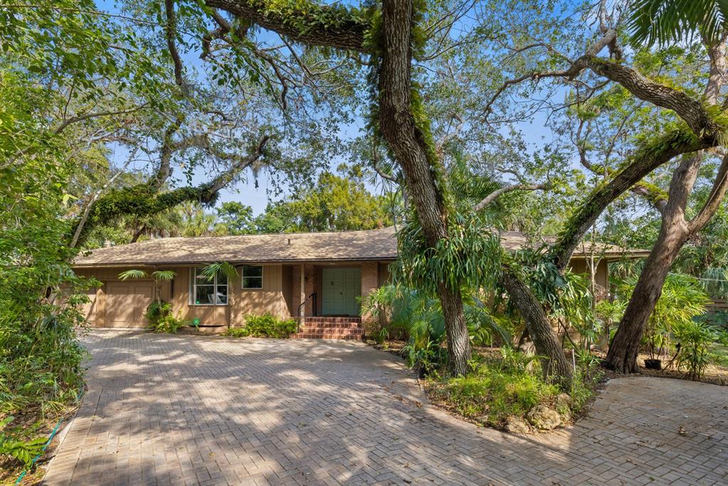 HIDDEN HARBOR - Residential