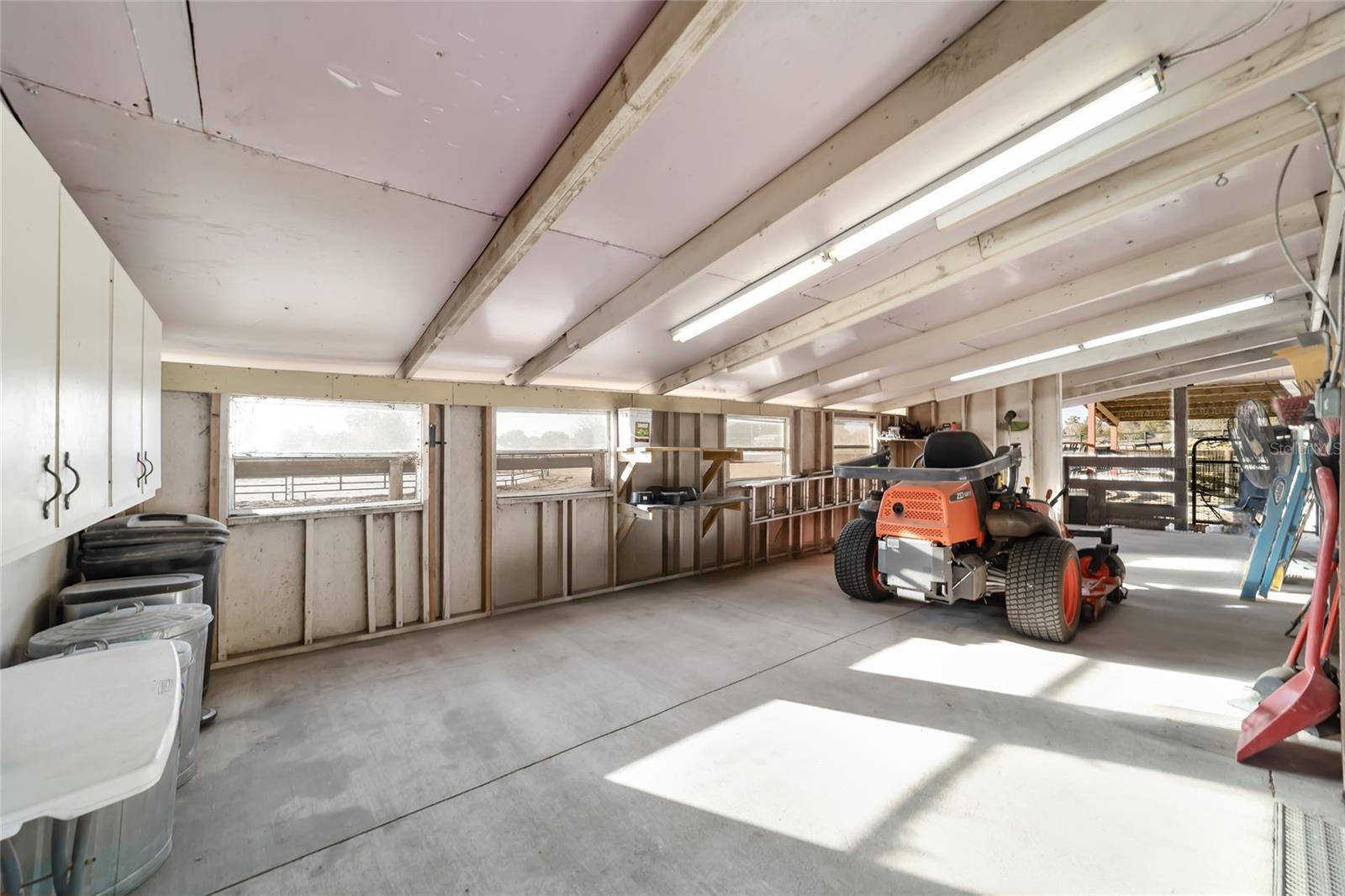 ROLLING MDWS - Residential