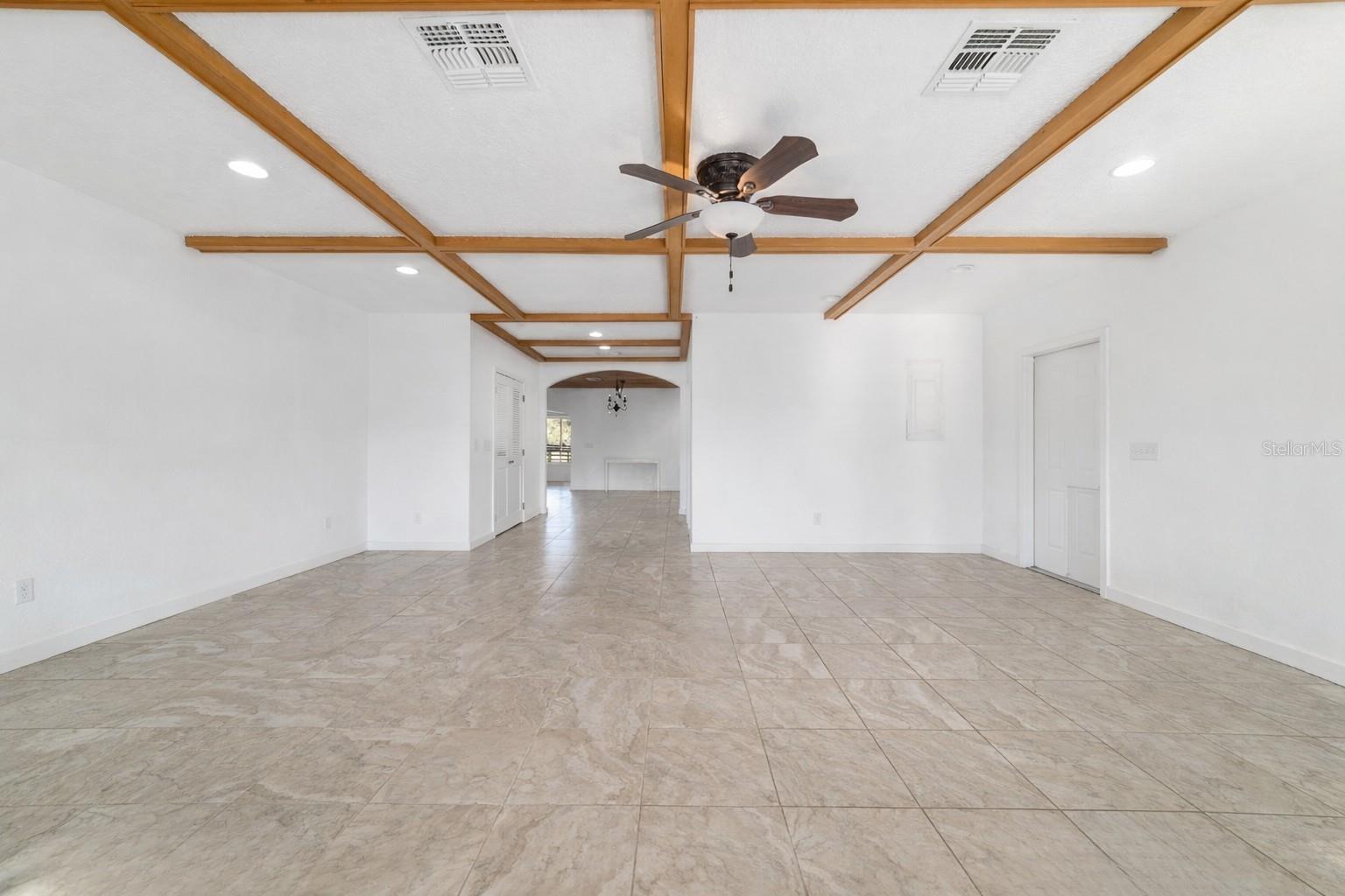 ROLLING MDWS - Residential