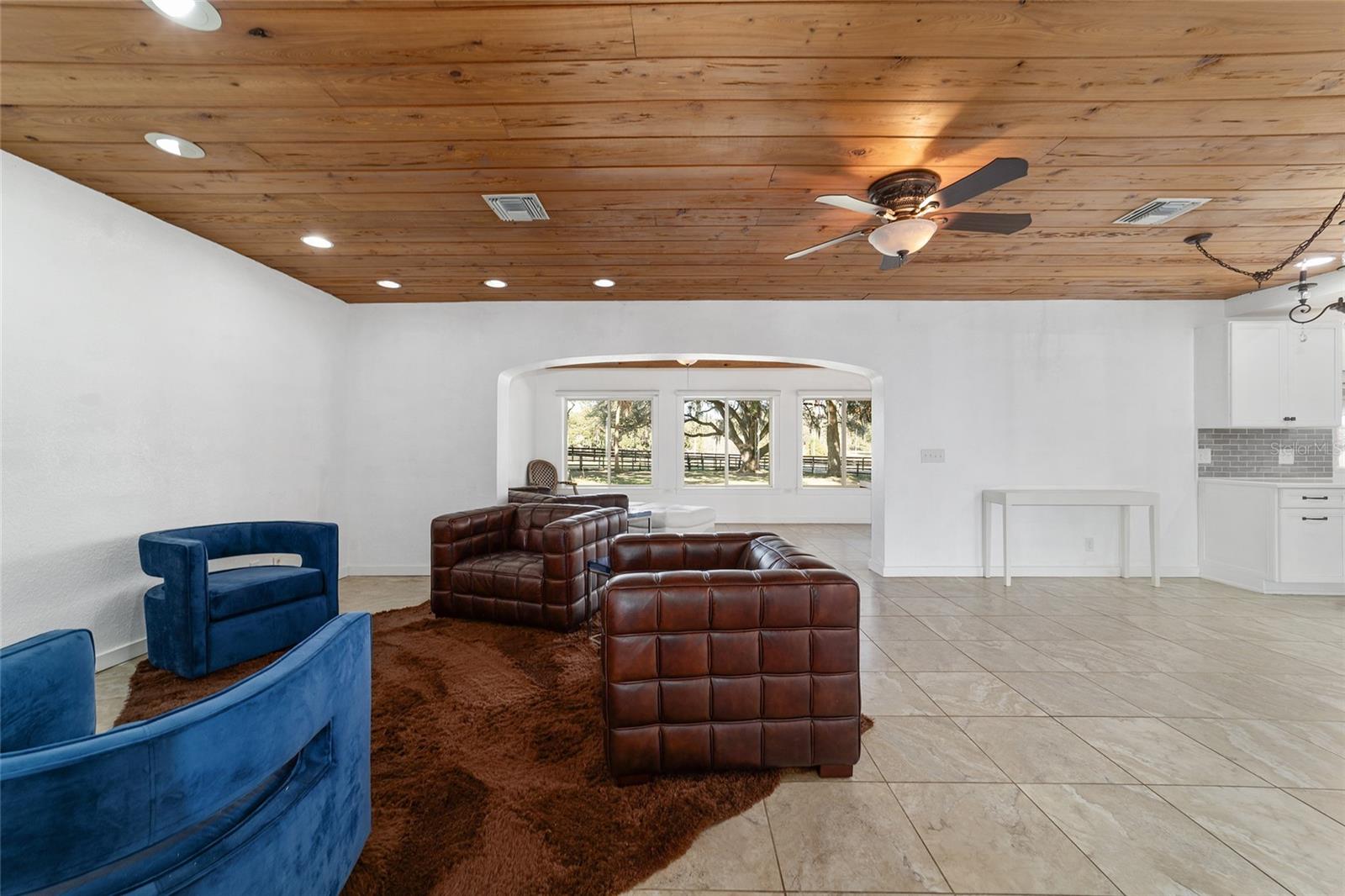 ROLLING MDWS - Residential