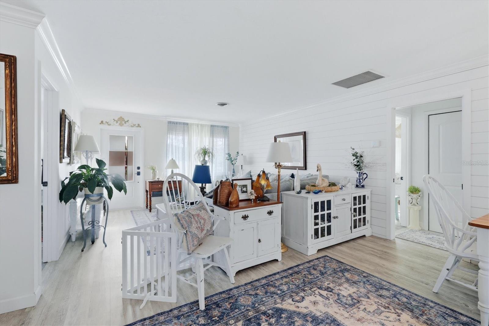 SOUTH VENICE - Residential