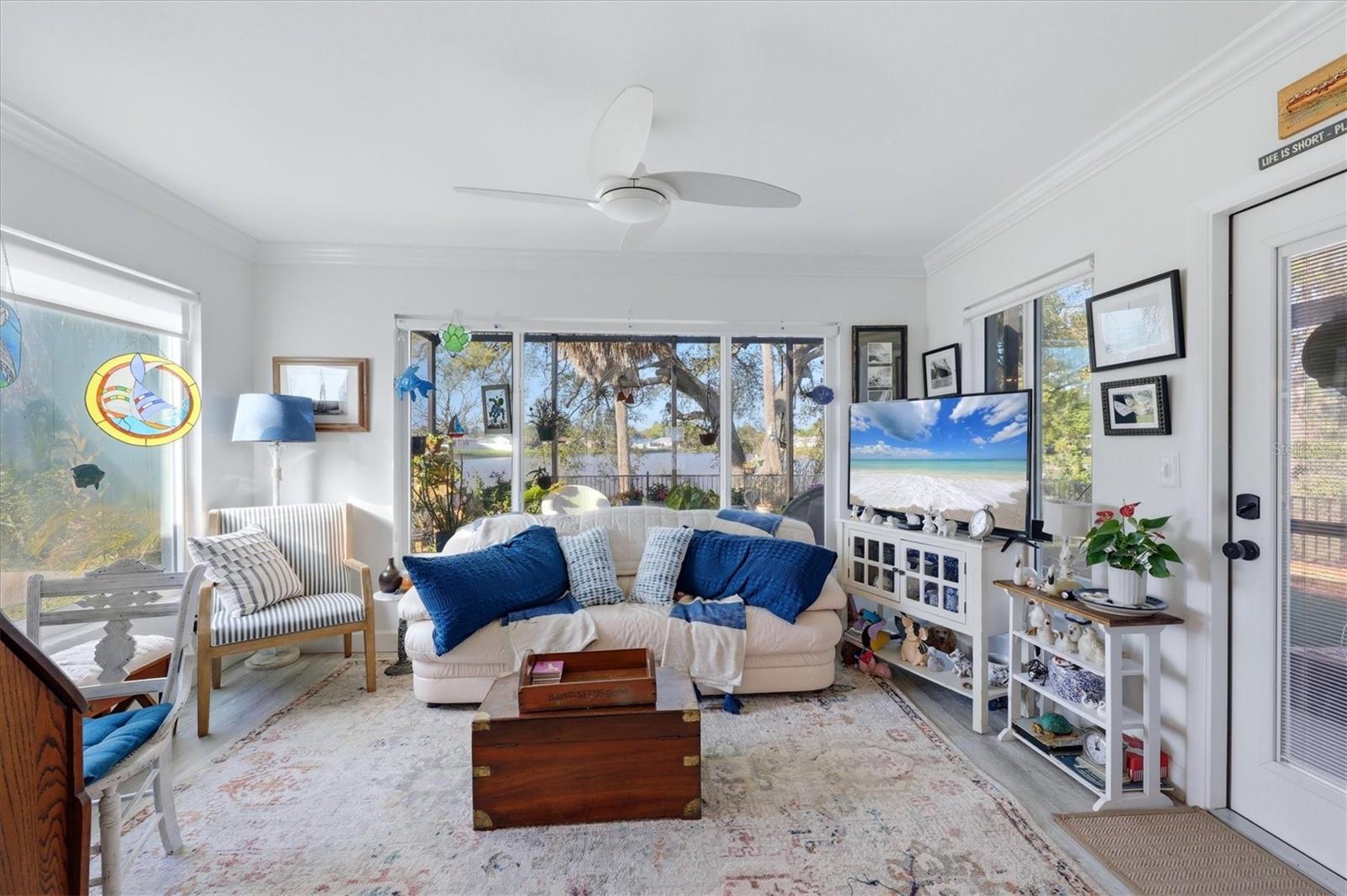 SOUTH VENICE - Residential