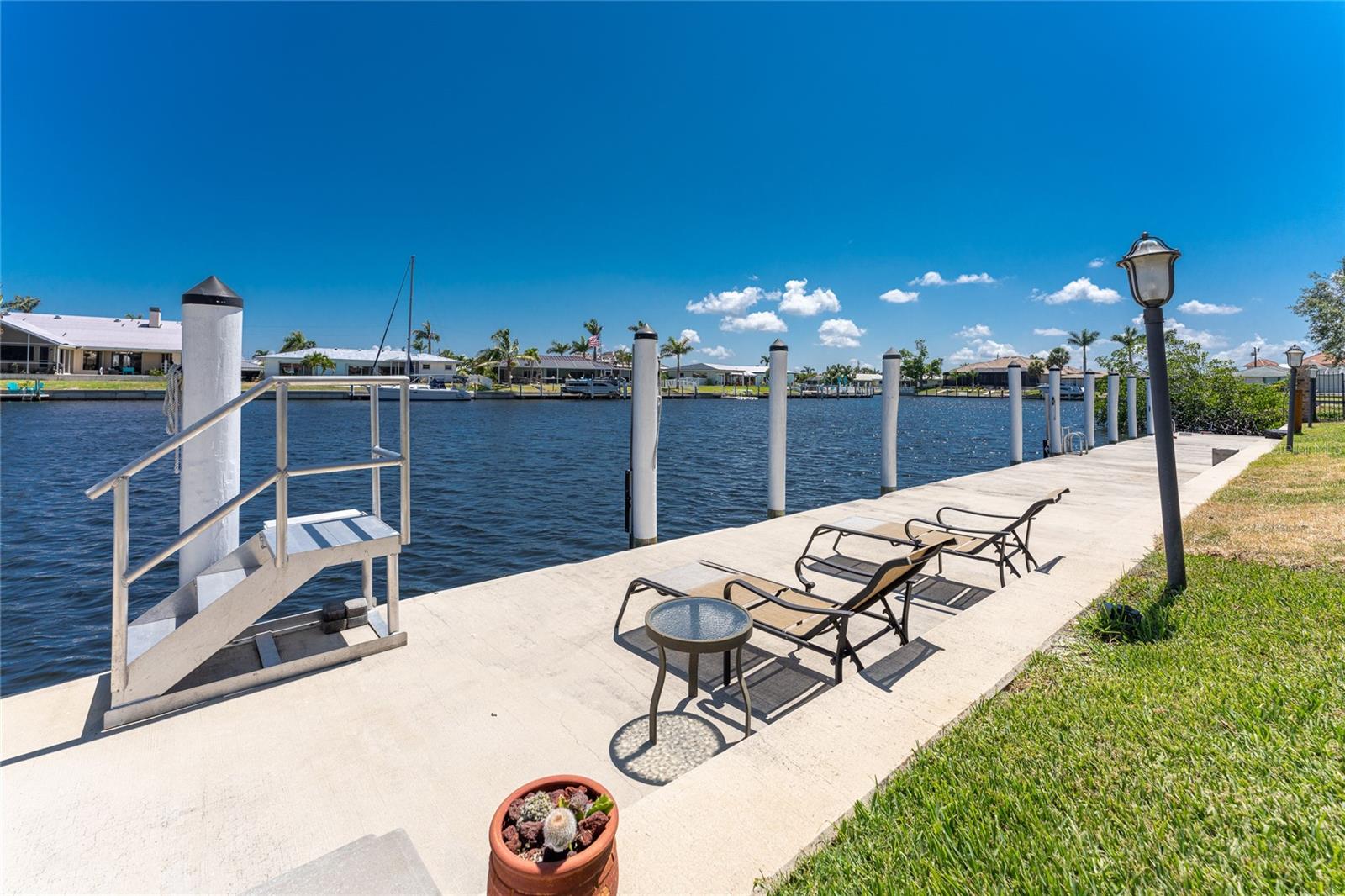 PUNTA GORDA ISLES SEC 10 - Residential