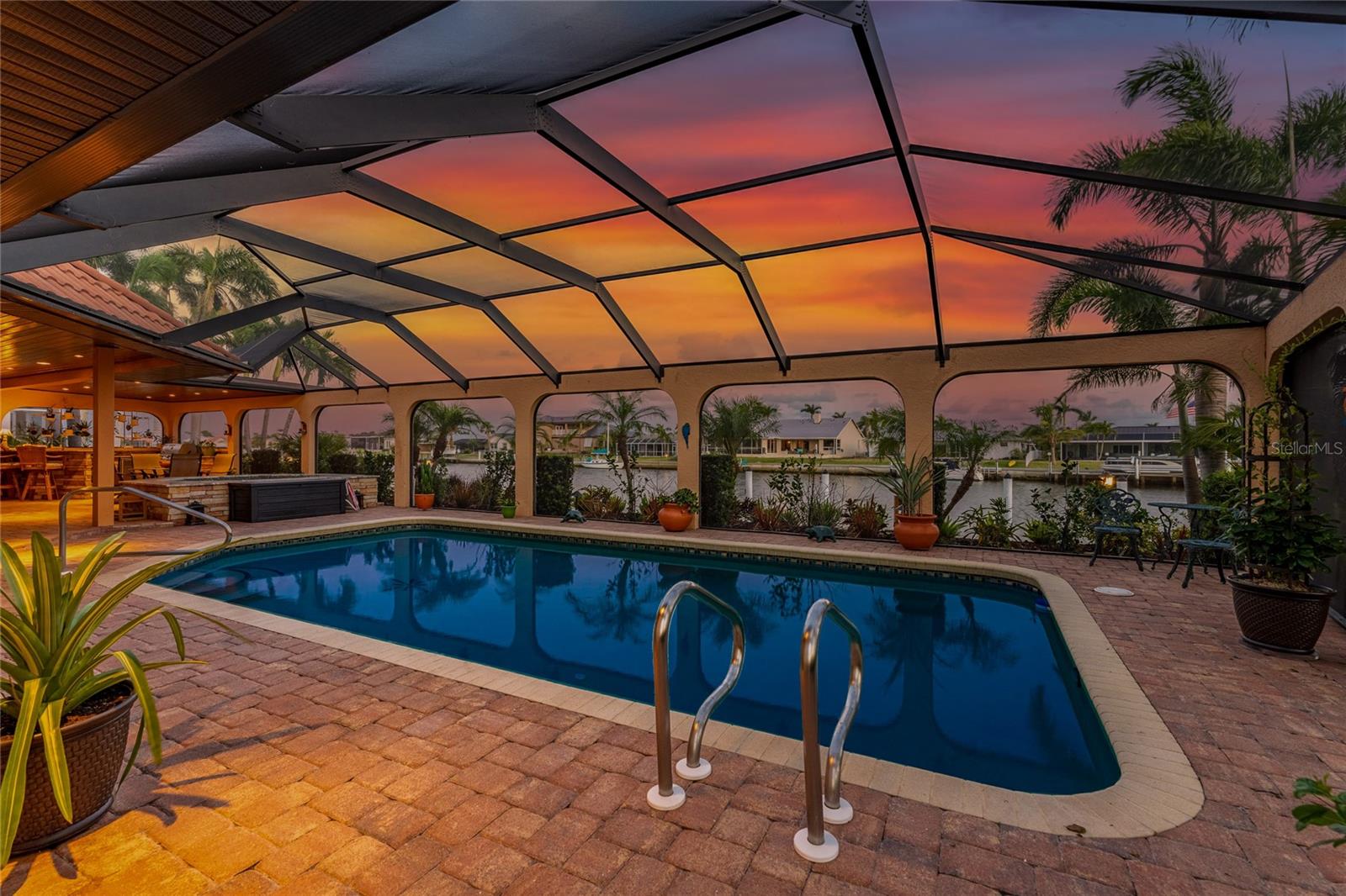 PUNTA GORDA ISLES SEC 10 - Residential