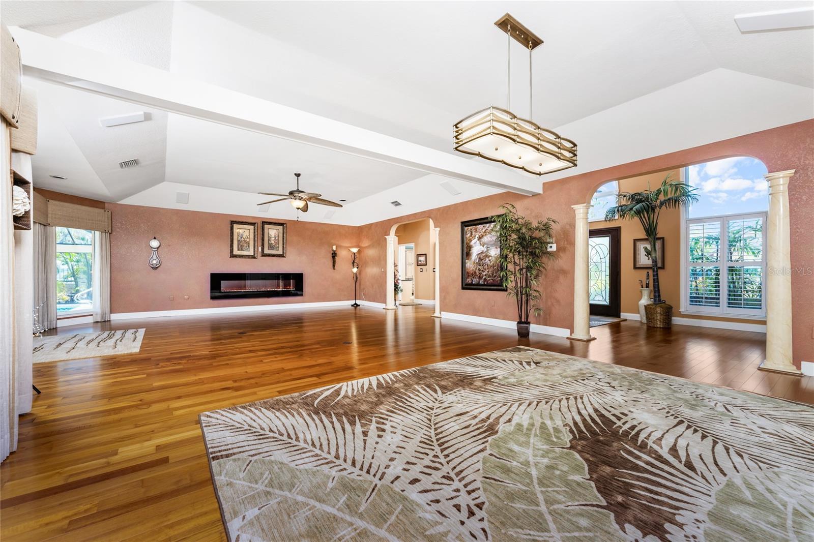 PUNTA GORDA ISLES SEC 10 - Residential