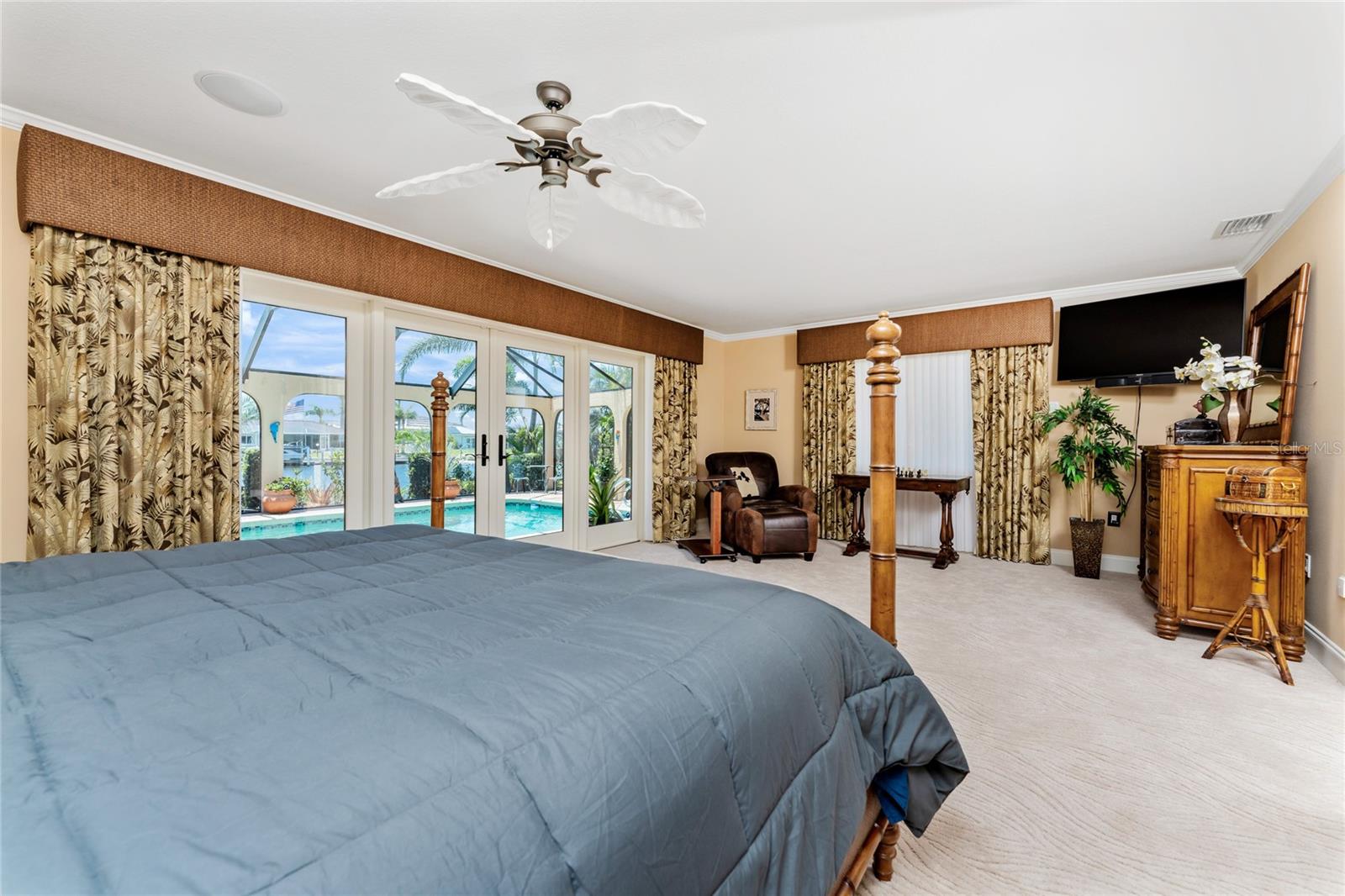 PUNTA GORDA ISLES SEC 10 - Residential