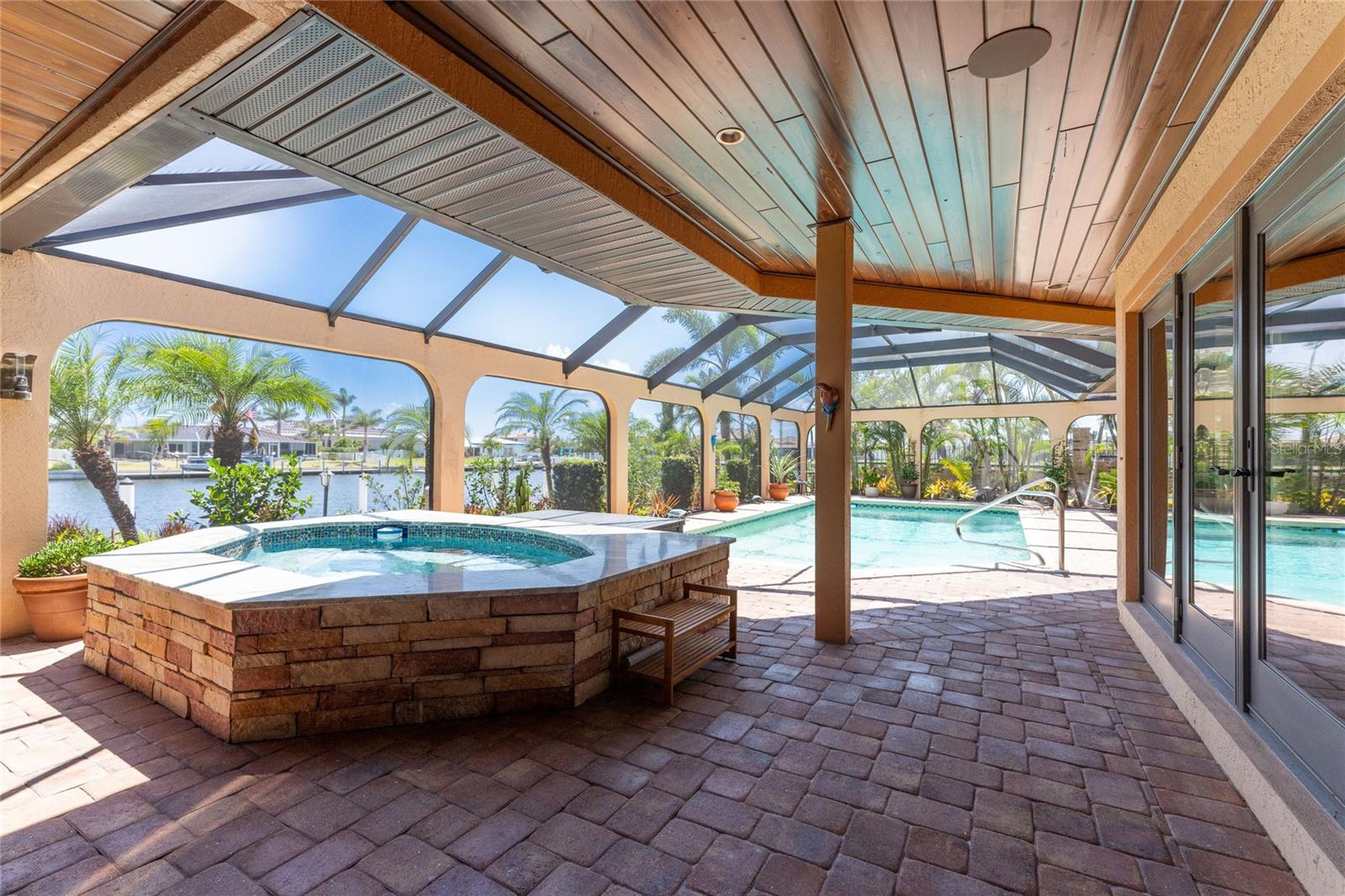 PUNTA GORDA ISLES SEC 10 - Residential