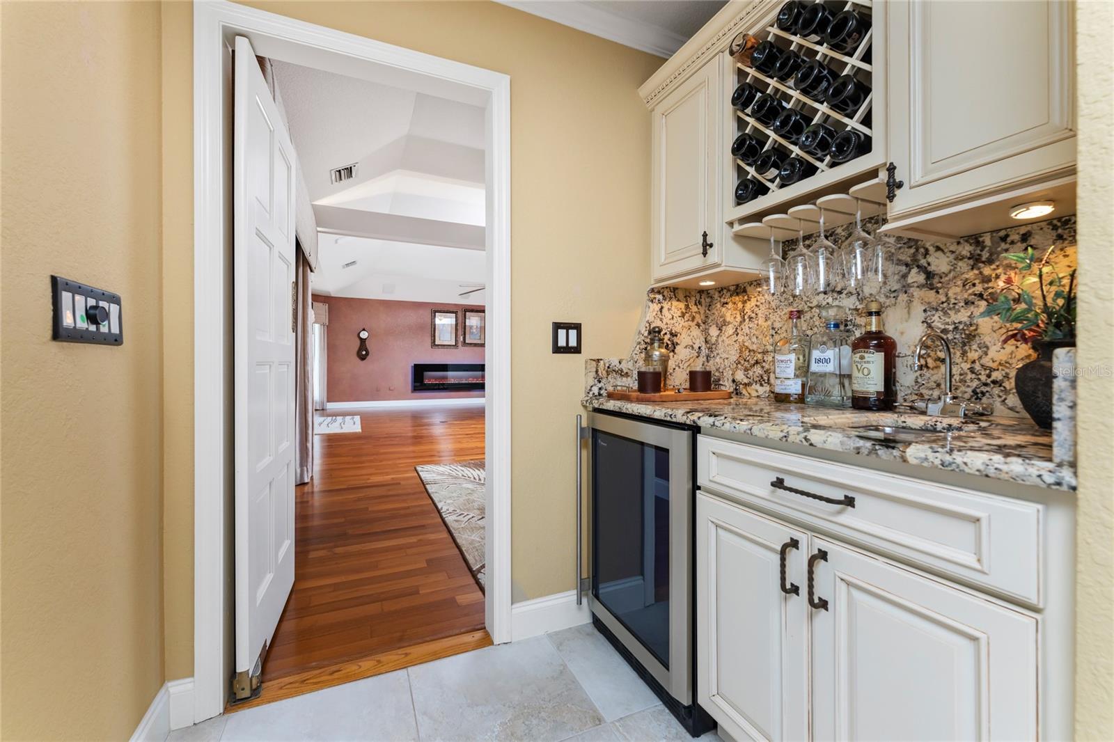 PUNTA GORDA ISLES SEC 10 - Residential