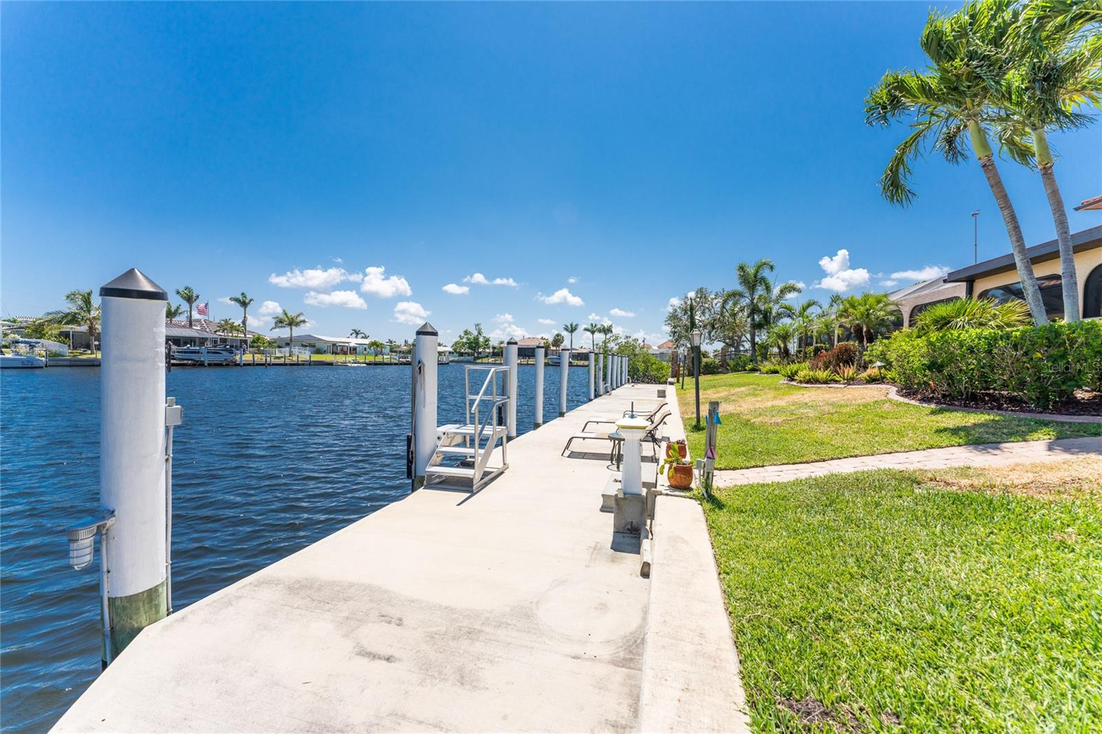 PUNTA GORDA ISLES SEC 10 - Residential