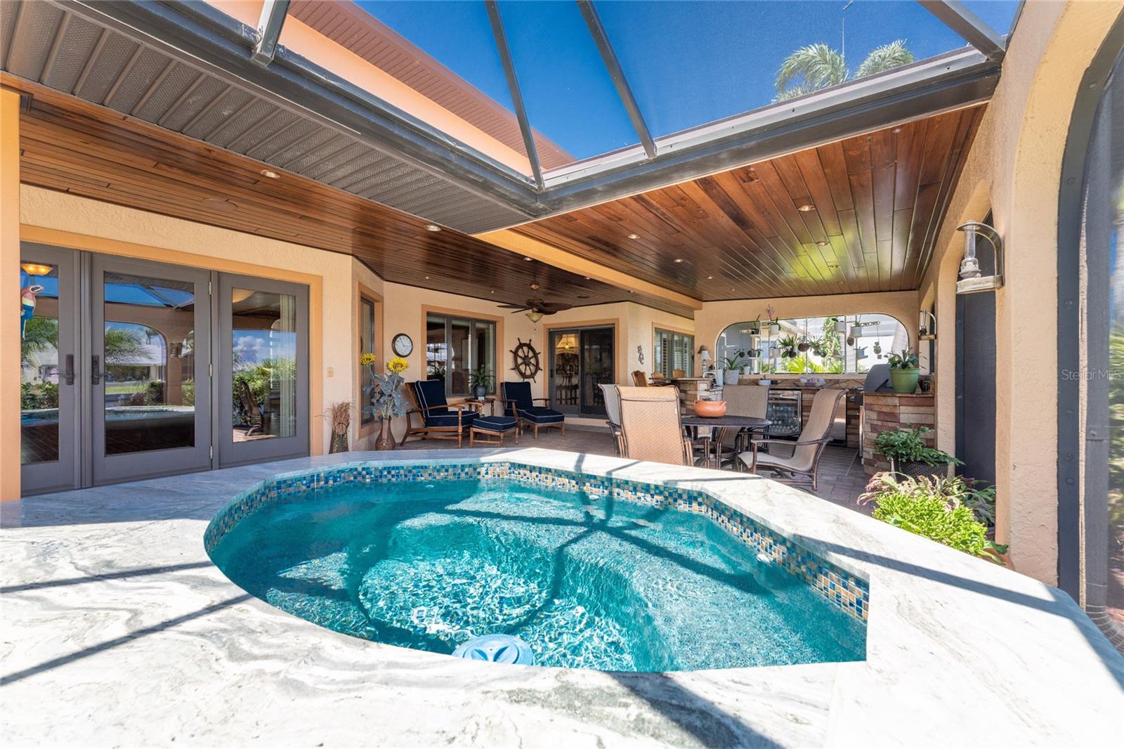 PUNTA GORDA ISLES SEC 10 - Residential