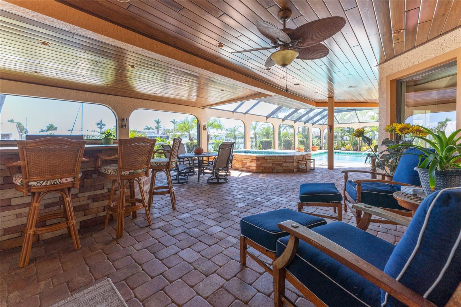 PUNTA GORDA ISLES SEC 10 - Residential