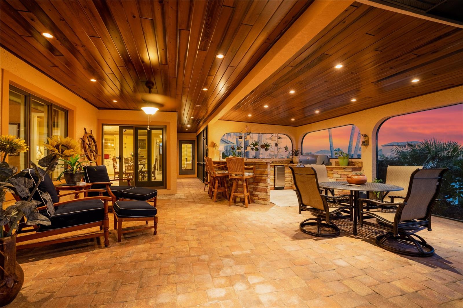 PUNTA GORDA ISLES SEC 10 - Residential