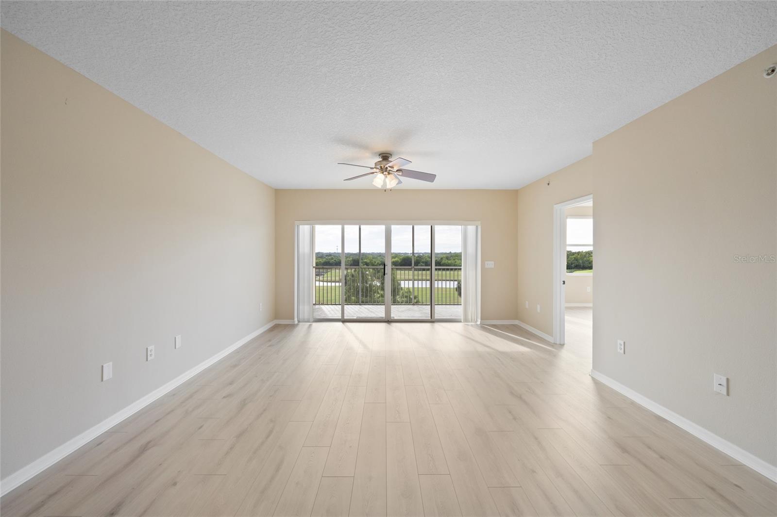 COUNTRY CLUB CONDO AT EAST BAY - Residential