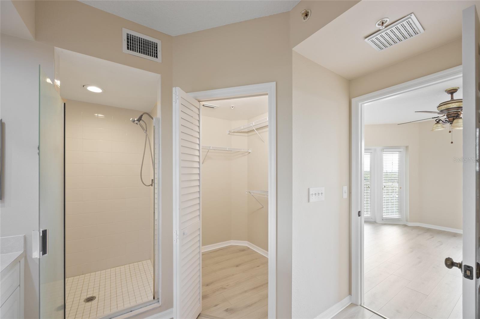 COUNTRY CLUB CONDO AT EAST BAY - Residential