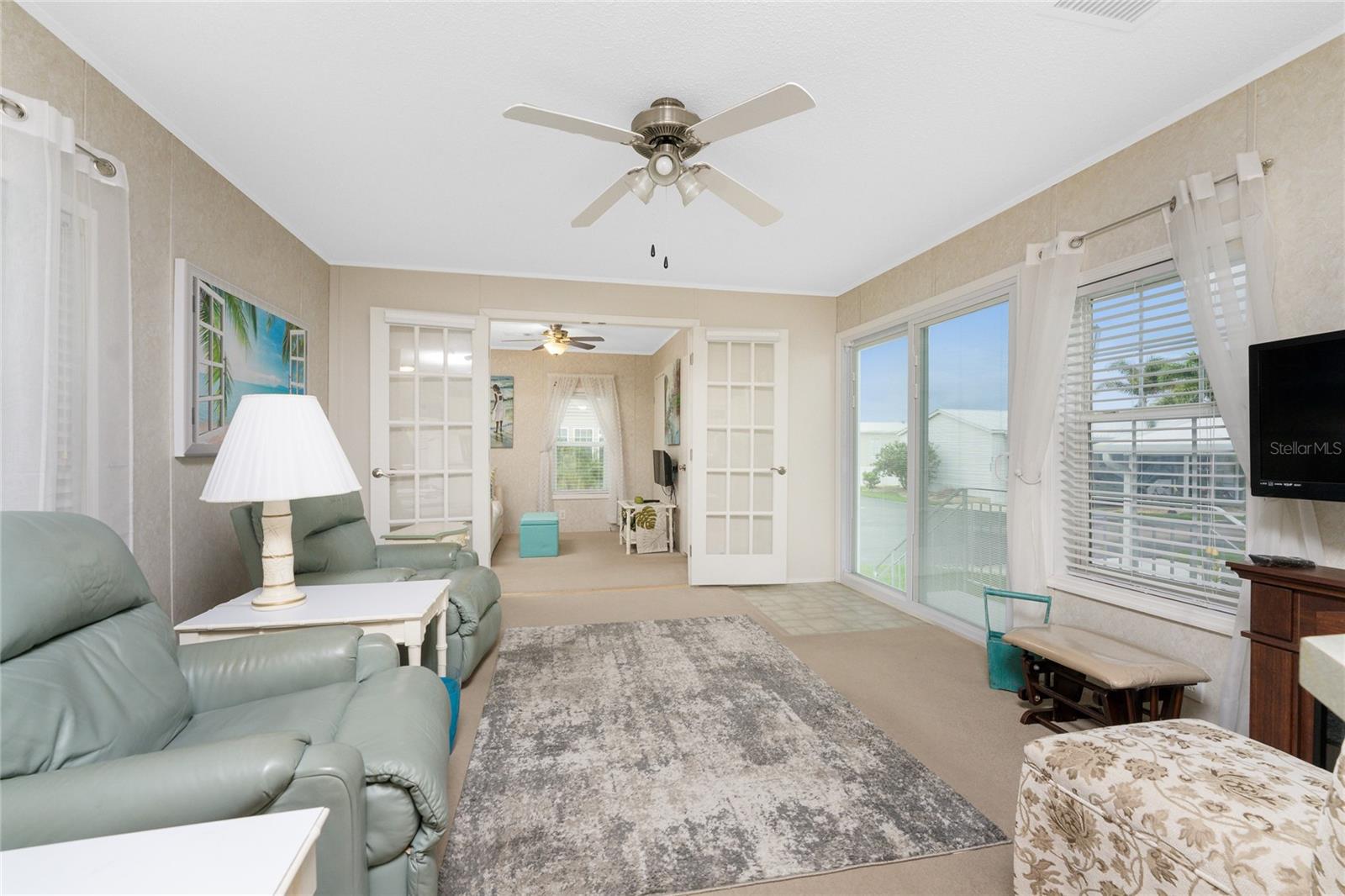 RIVER FOREST MHP - Residential