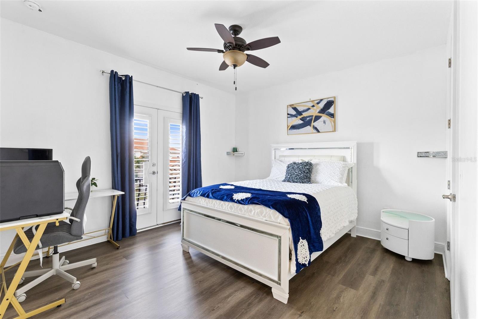 BELLALAGO PH 6H & 6I - Residential