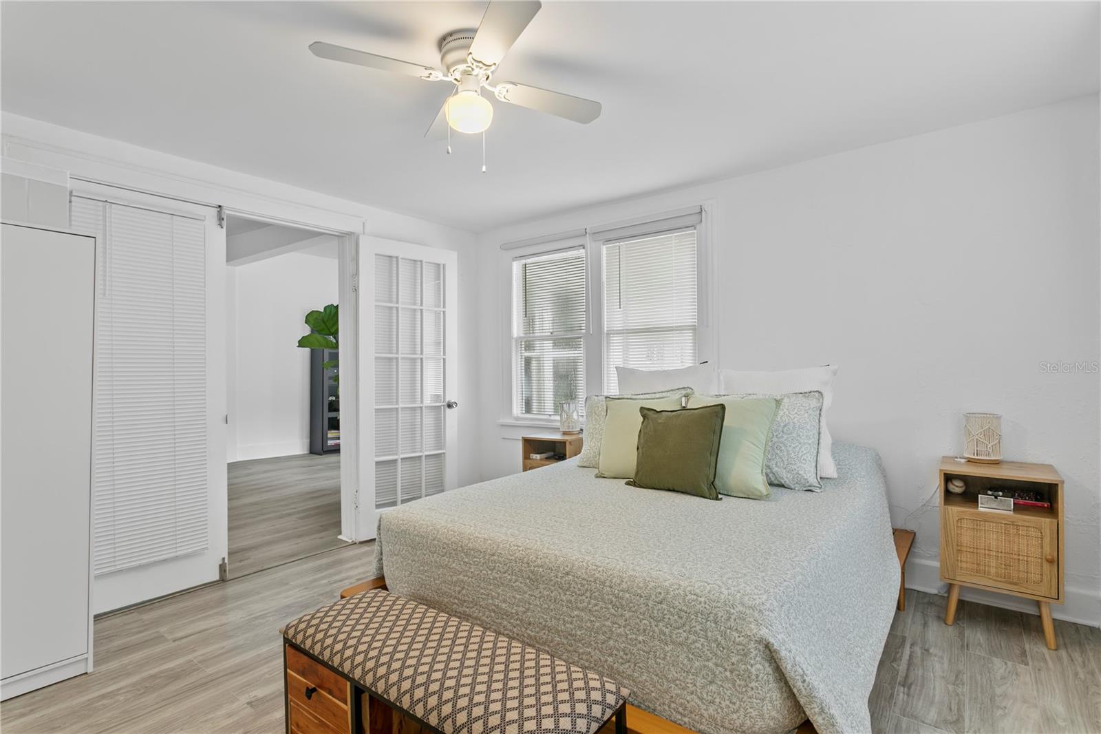 POMEROYS ADD J B - Residential Lease