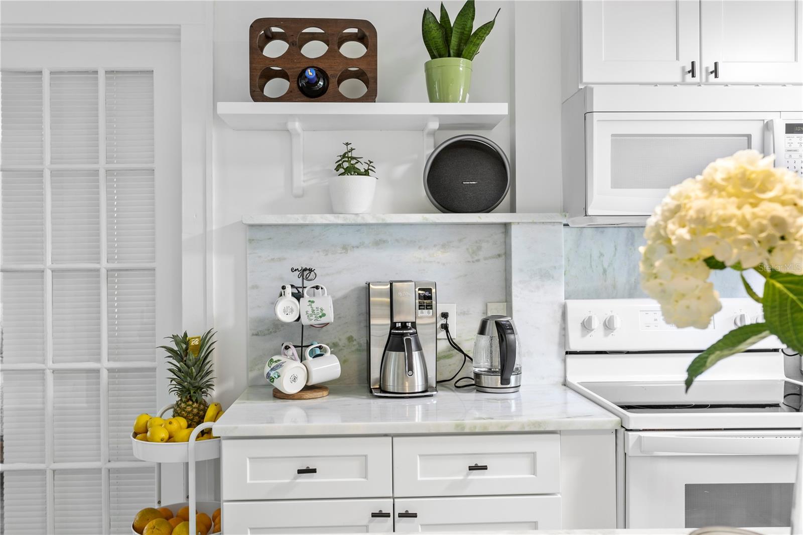 POMEROYS ADD J B - Residential Lease