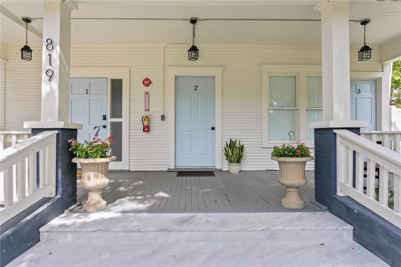 POMEROYS ADD J B - Residential Lease