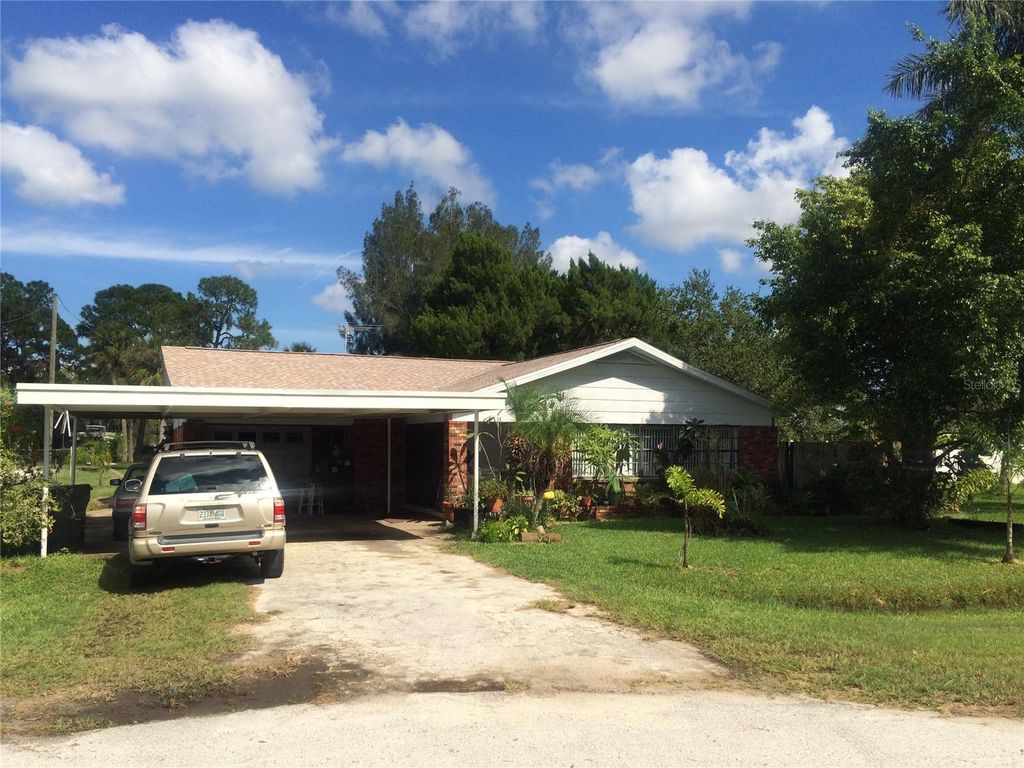 Photo of 609 1st Ave NW, Ruskin, FL 33570 (MLS # TB8491436)
