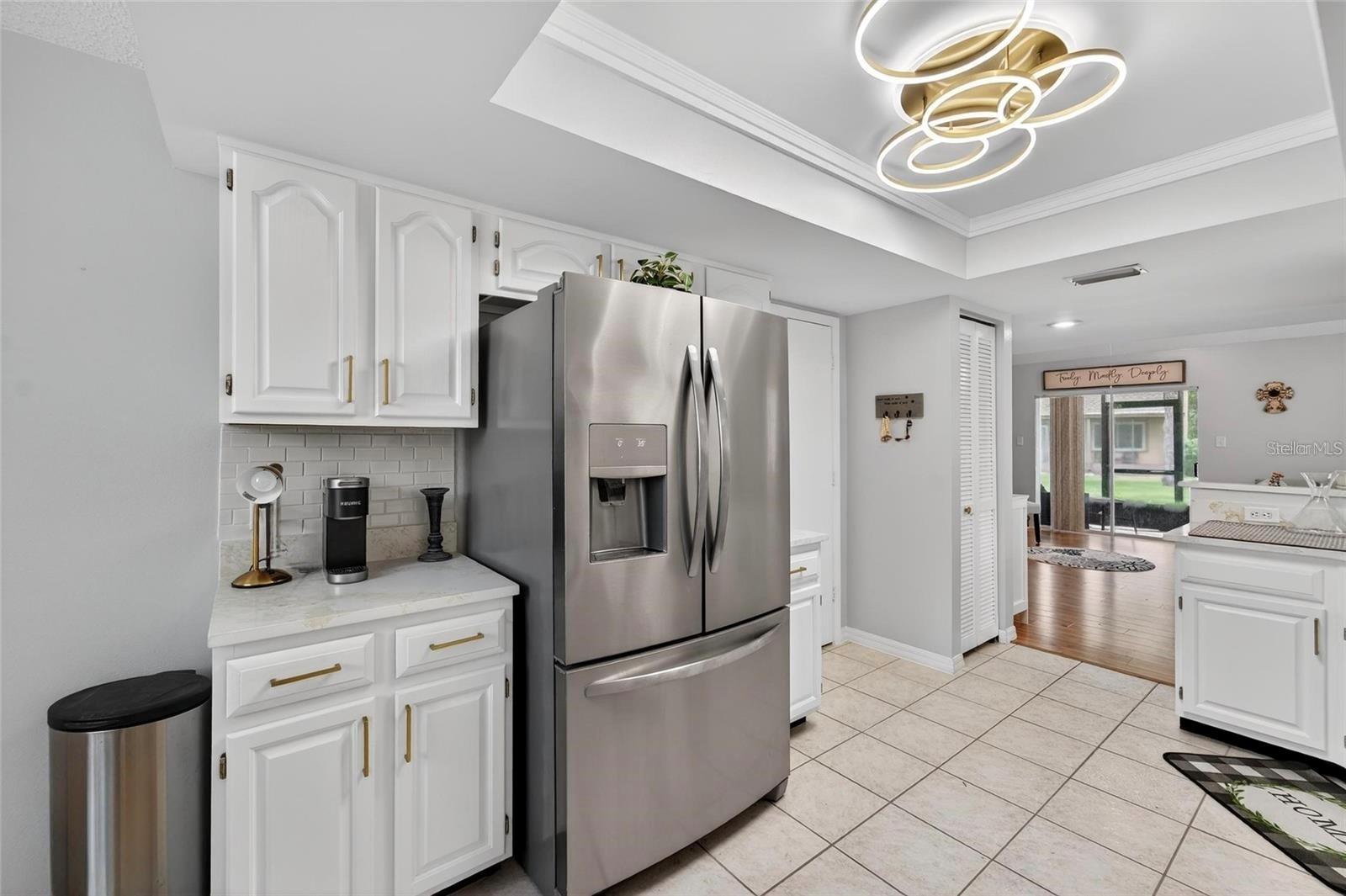 PINE GROVE CONDO AT BLOO - Residential