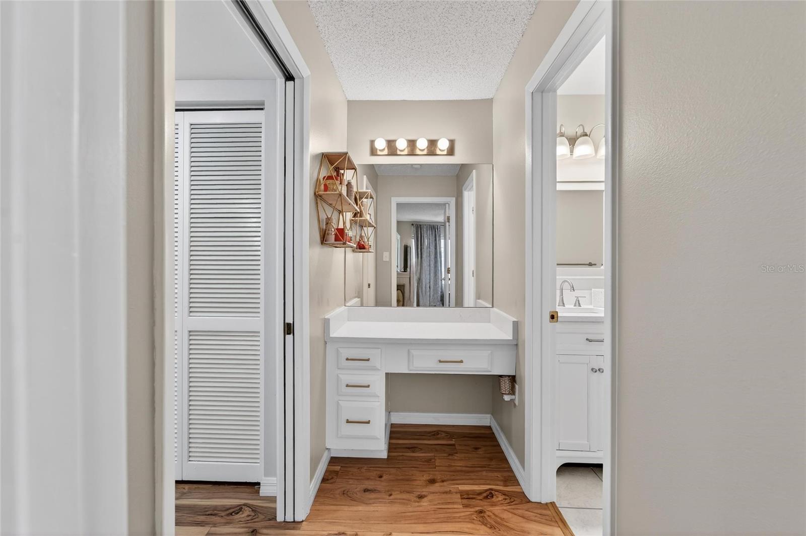 PINE GROVE CONDO AT BLOO - Residential