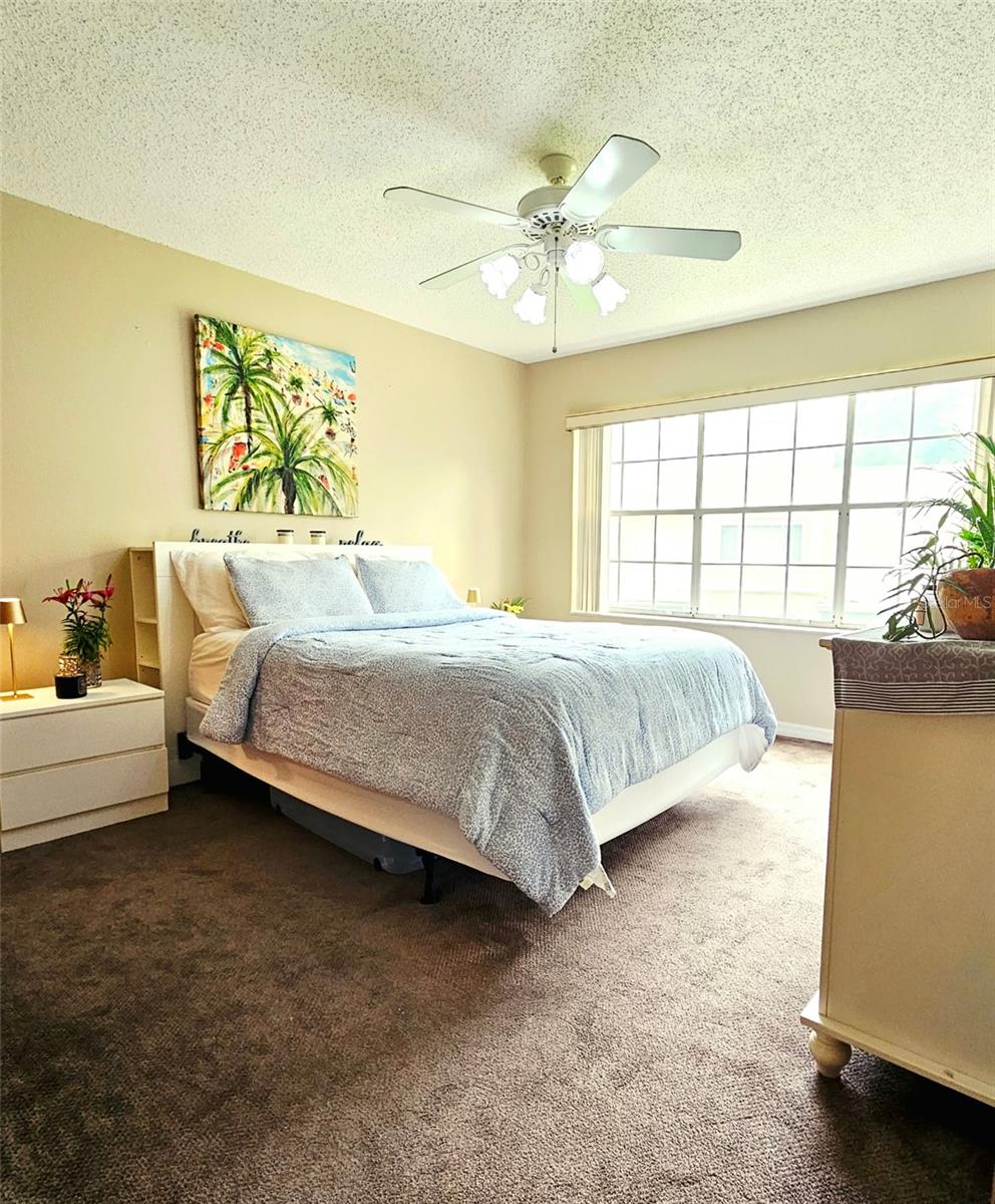 PINE GROVE CONDO AT BLOO - Residential