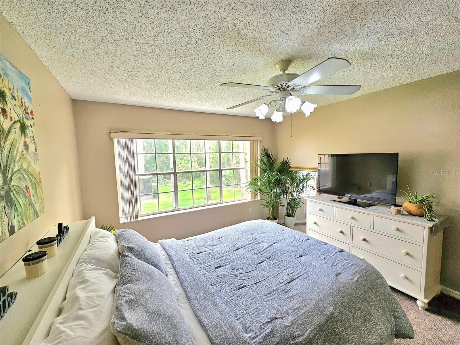 PINE GROVE CONDO AT BLOO - Residential