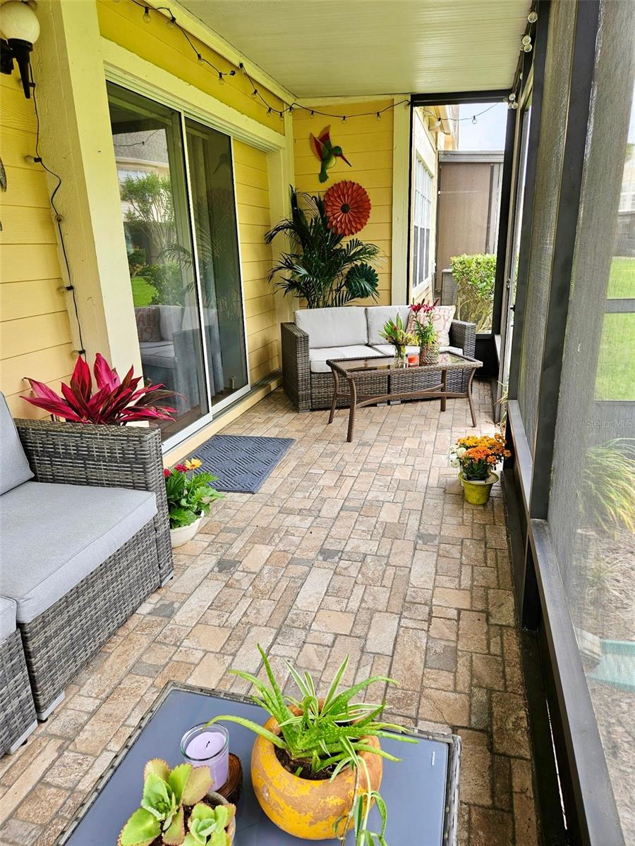 PINE GROVE CONDO AT BLOO - Residential