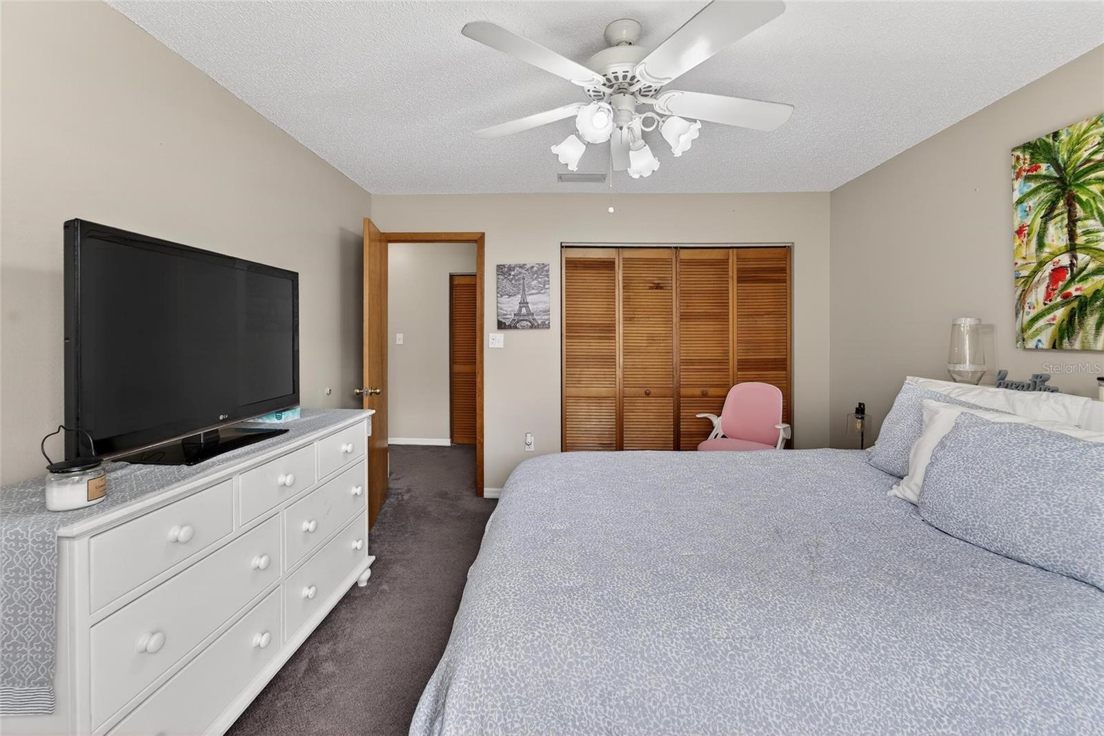 PINE GROVE CONDO AT BLOO - Residential