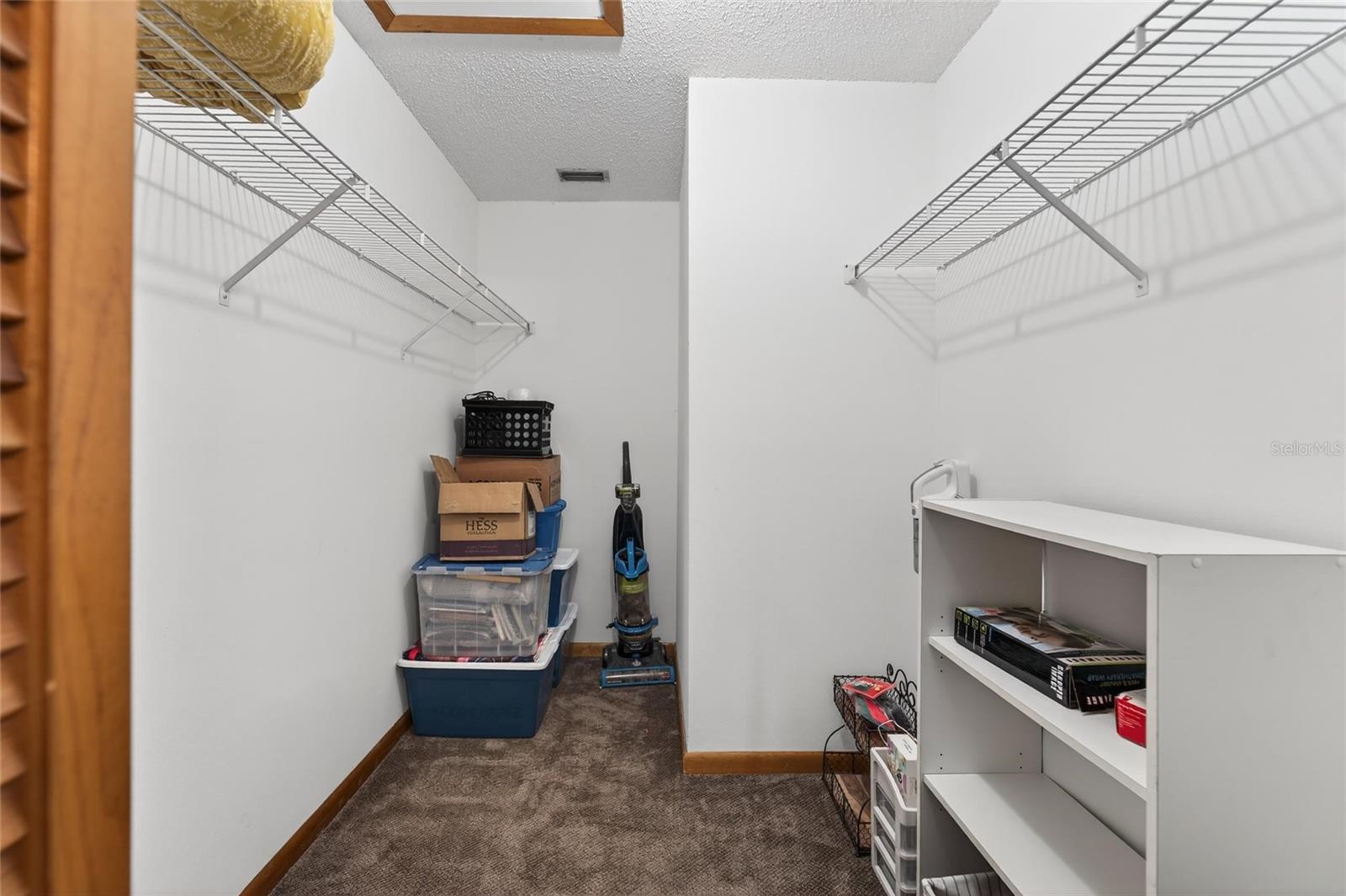 PINE GROVE CONDO AT BLOO - Residential