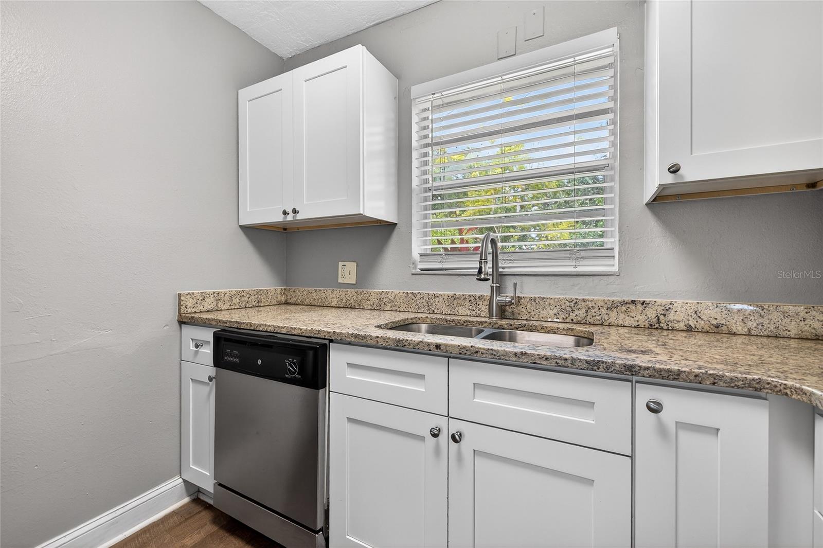 WEST SHADOW LAWN - Residential Lease