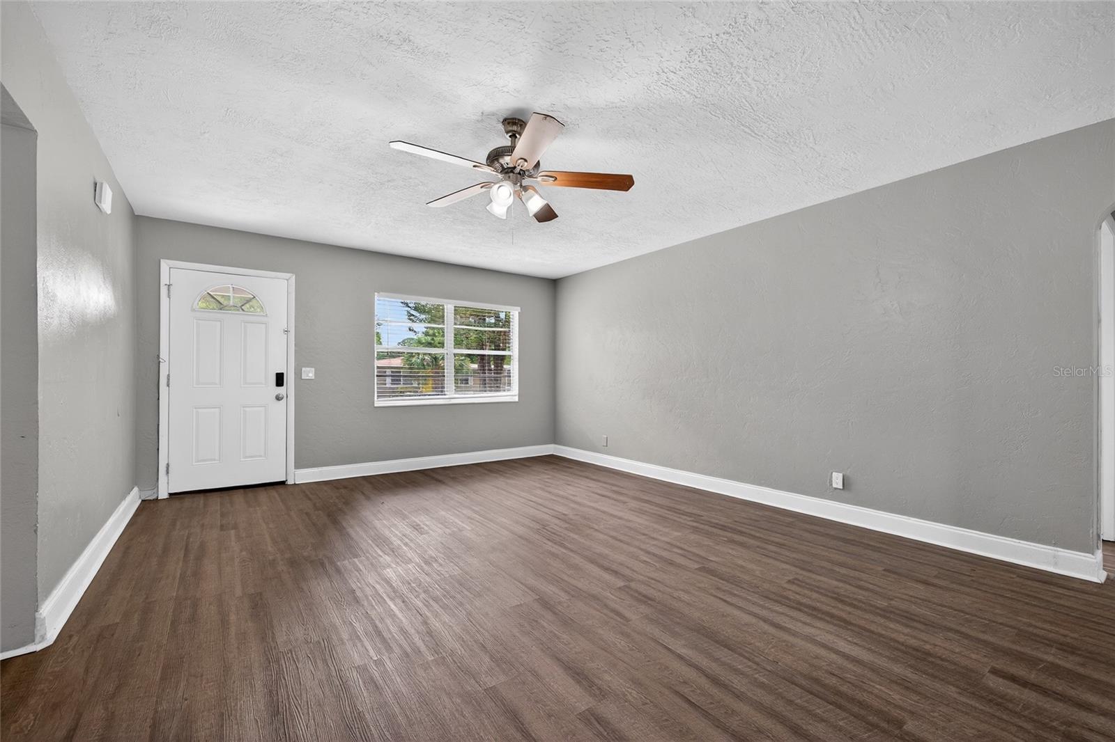 WEST SHADOW LAWN - Residential Lease