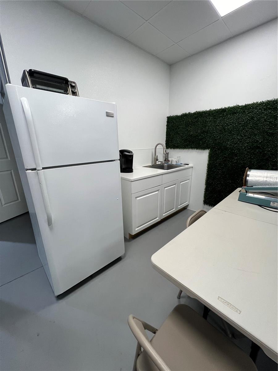 TBC BUS CENTER COMM - Commercial Sale