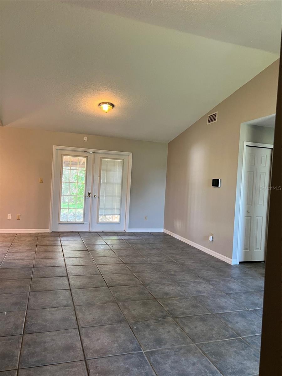 203 LARKSPUR COURT
