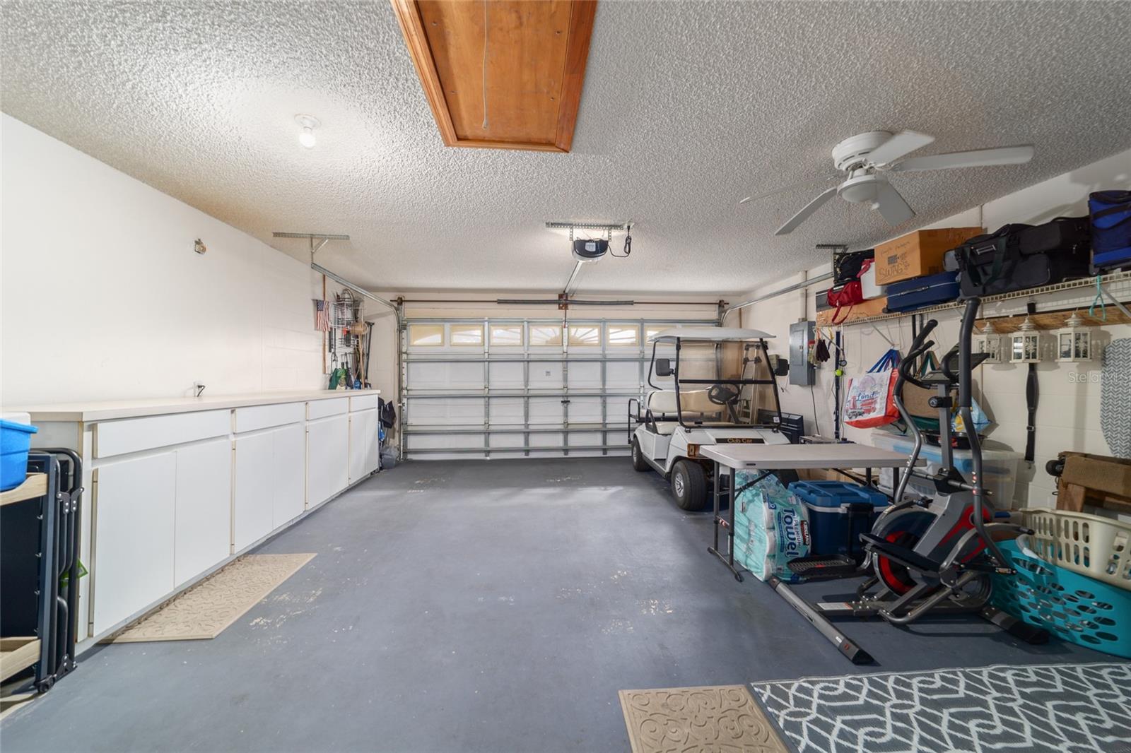 ON TOP OF THE WORLD - Residential