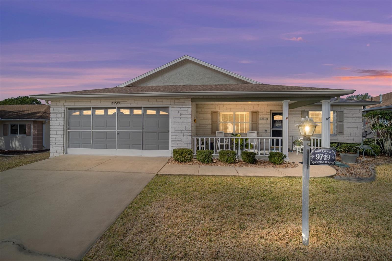 ON TOP OF THE WORLD - Residential