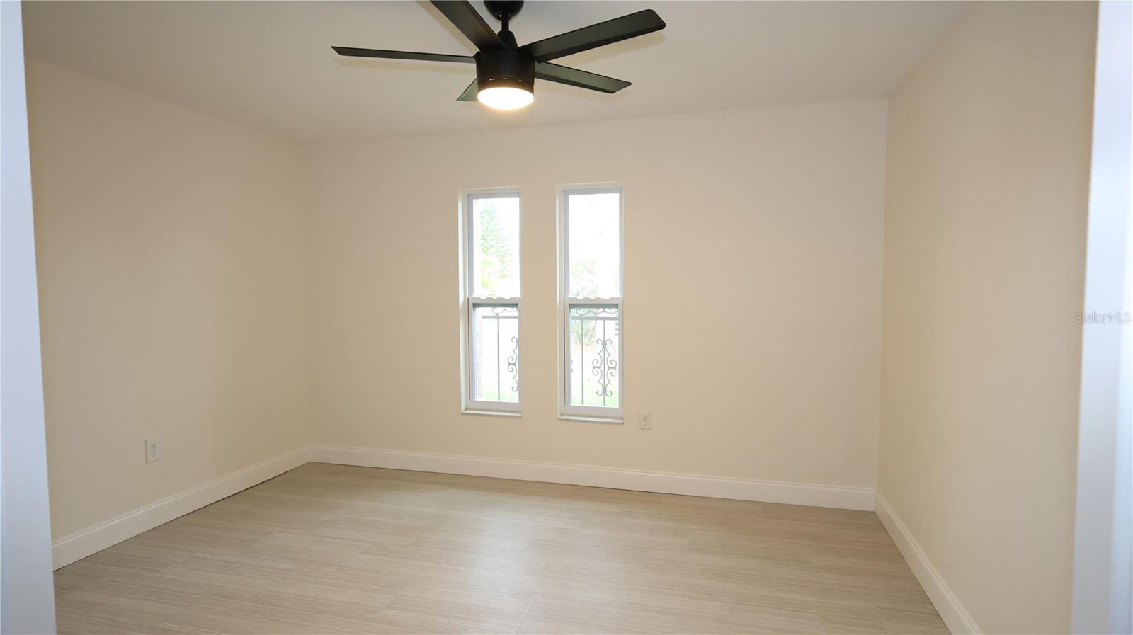 WEST PORT UNIT 06 - Residential