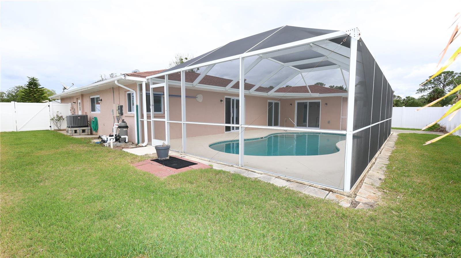 WEST PORT UNIT 06 - Residential