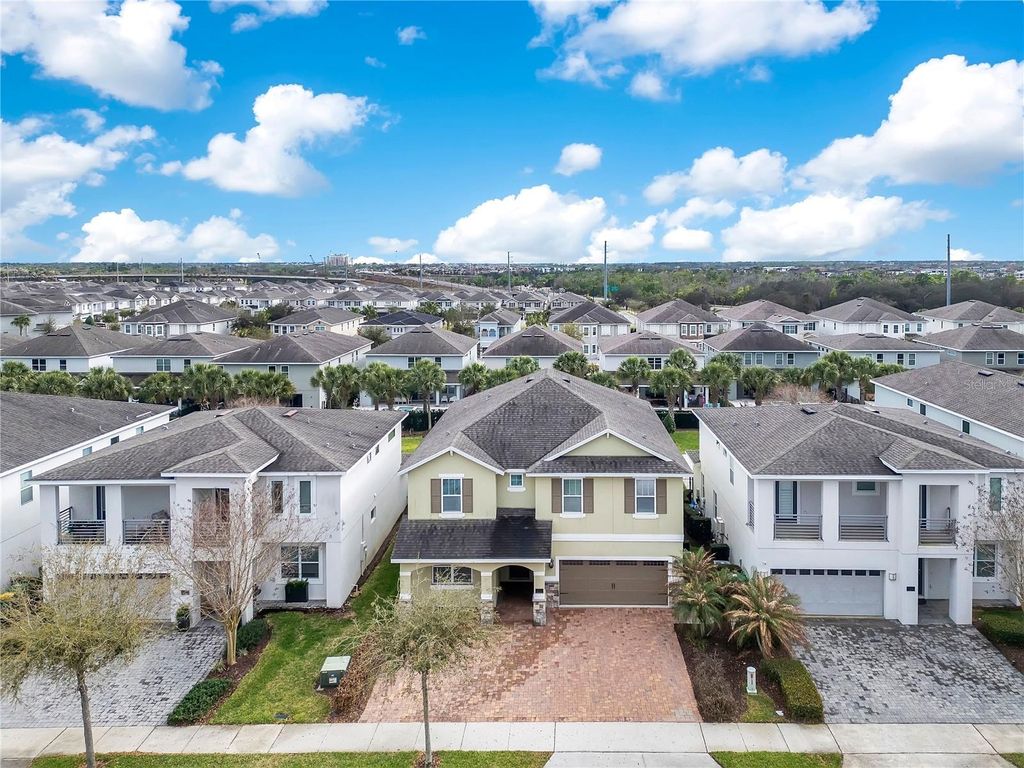 Photo of 210 Burma Street, Kissimmee, FL 34747 (MLS # O6388166)